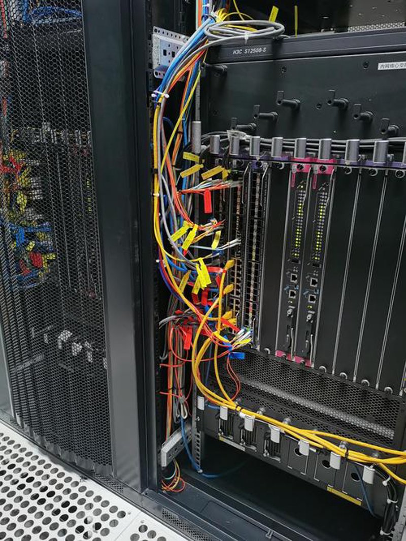企业官网定制：构建品牌故事的桥梁